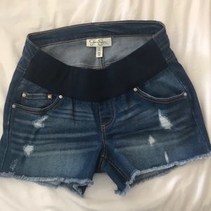 New Jessica Simpson Maternity short